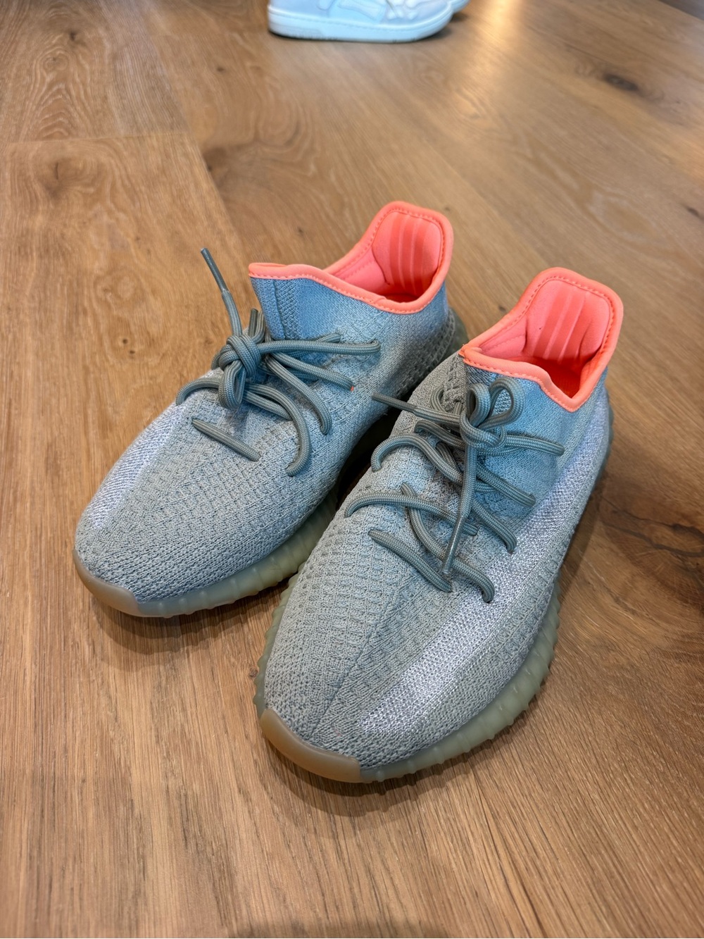 Yeezy Sneakers in Light Blue-Grey with Coral Lining